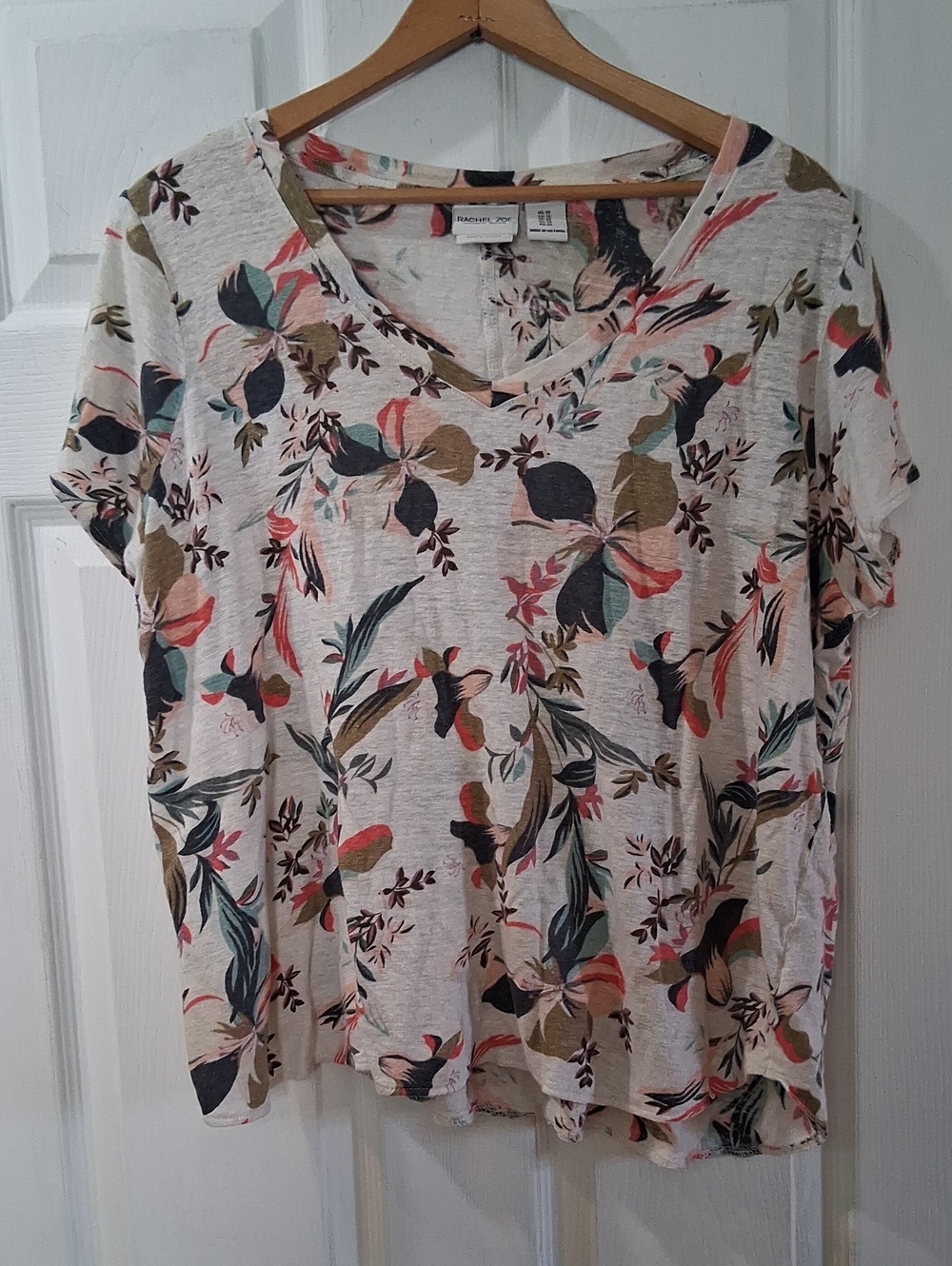 Rachel Zoe Cream Floral V-Neck Short Sleeve Tee